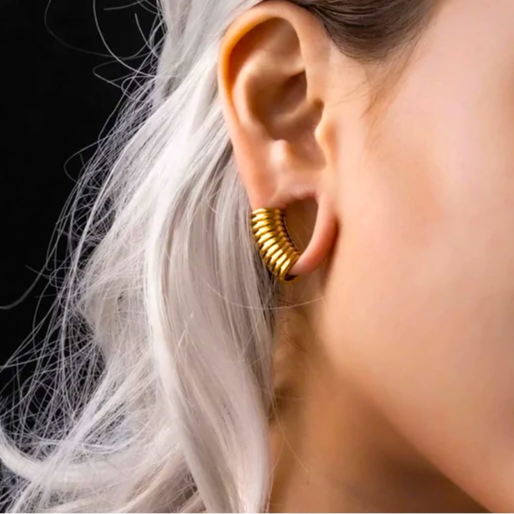 Ask and Embla Ringed Lobe Cuff - Clip on